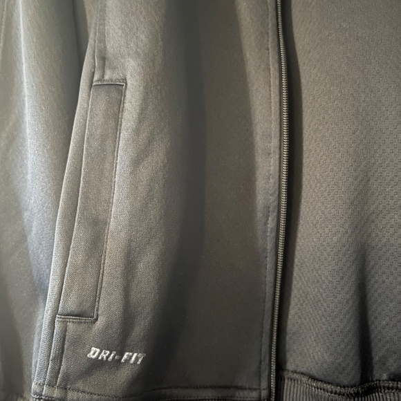 Men's Nike Dri Fit Full Zip Jacket - Picture 4 of 4